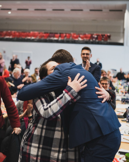 Melanie Walter und Adis Ahmetovic führen in den kommenden zwei Jahren die SPD in Hannover.